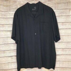 Tommy Bahama black button down short sleeve shirt